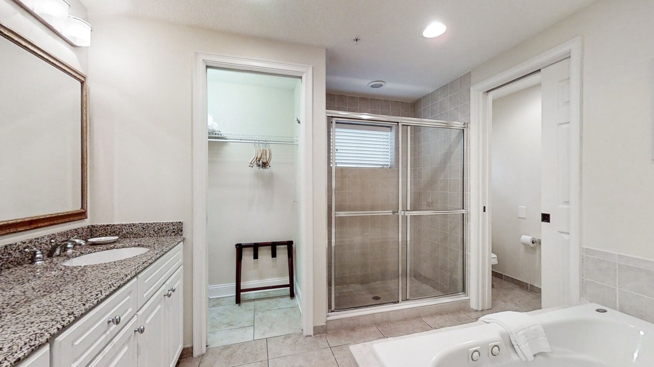 Photo of Bathroom in Fernandina Beach
