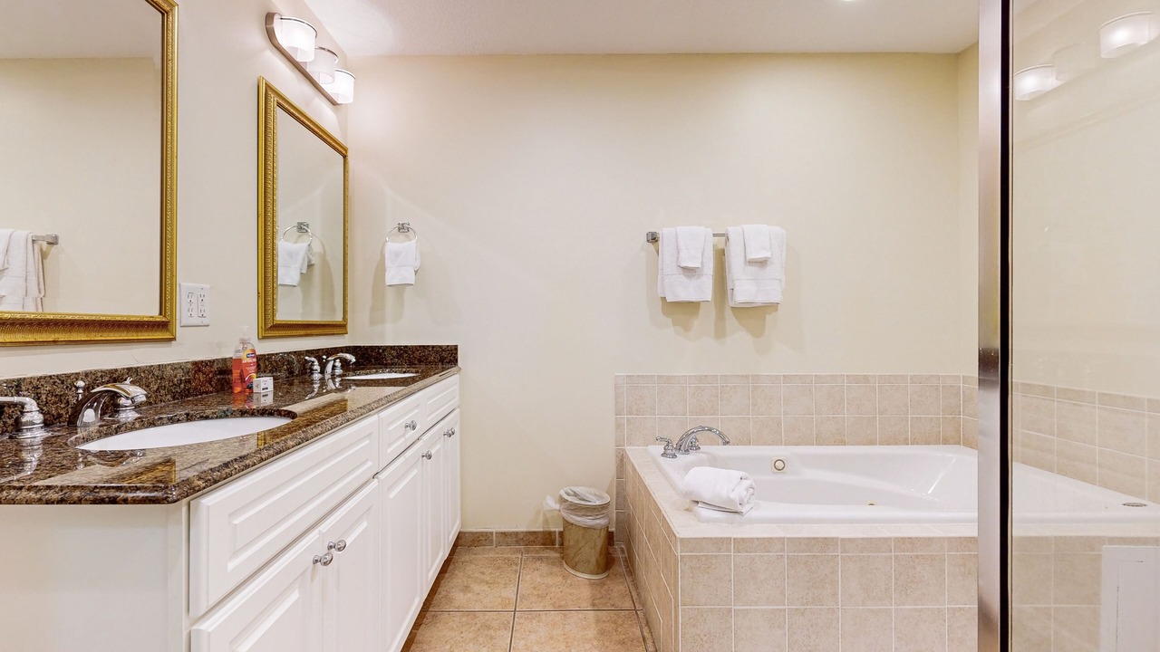Photo of Bathroom in Fernandina Beach