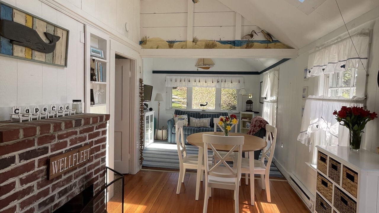 Photo of Livingroom in Wellfleet