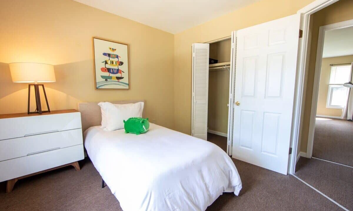 Photo of Bedroom in North Newport News