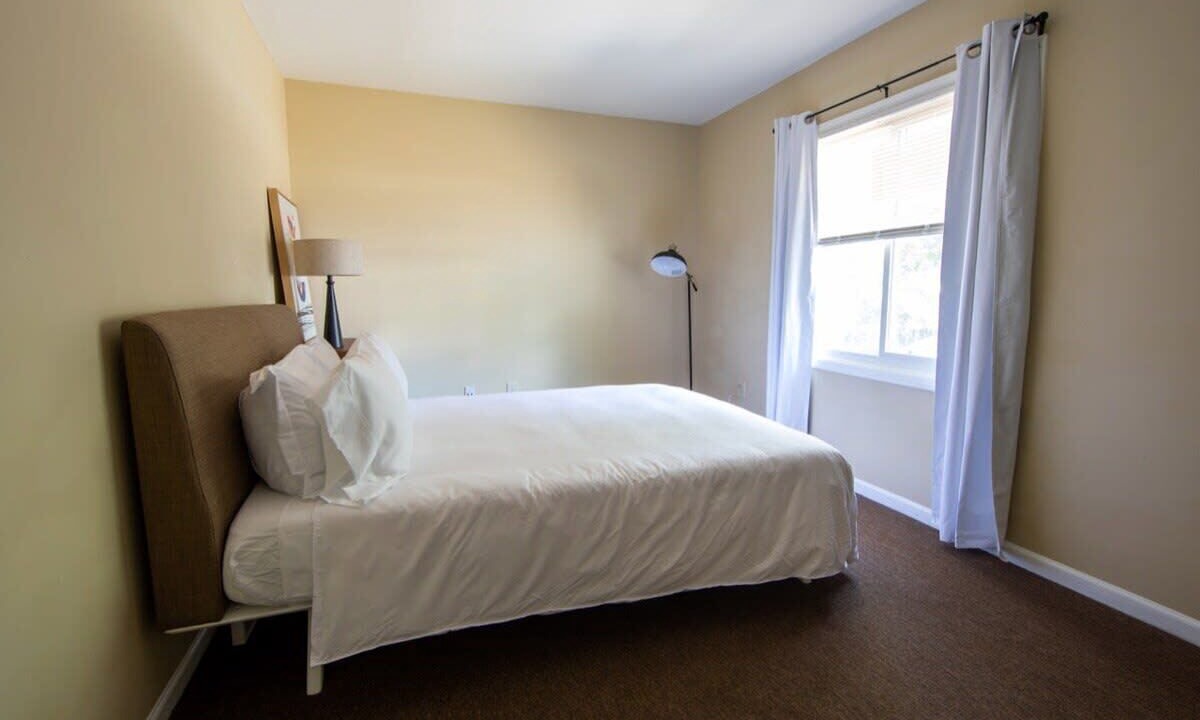 Photo of Bedroom in North Newport News