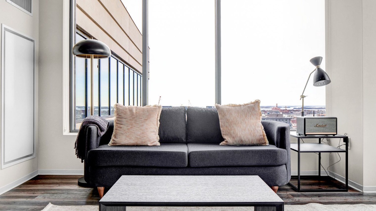 Photo of Livingroom in Theatre District