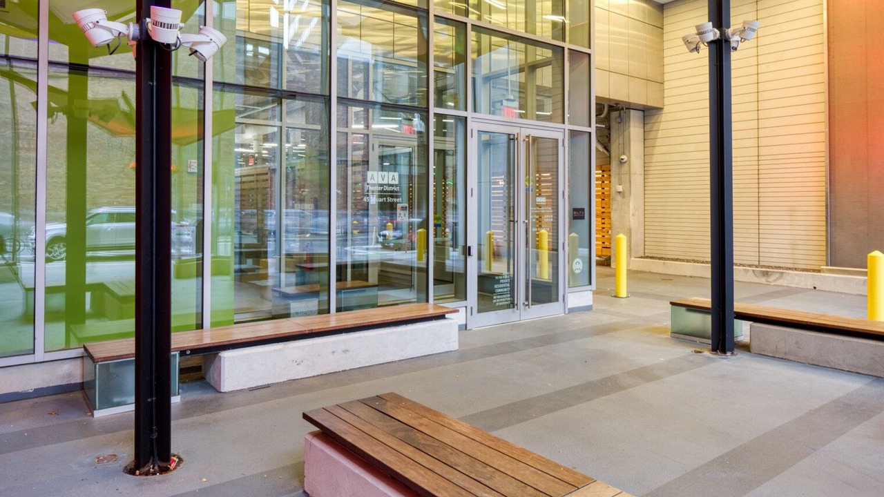 Photo of Outdoor in Theatre District