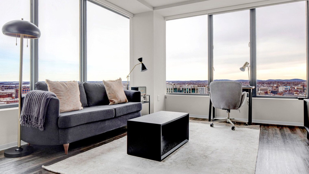 Photo of Livingroom in Theatre District