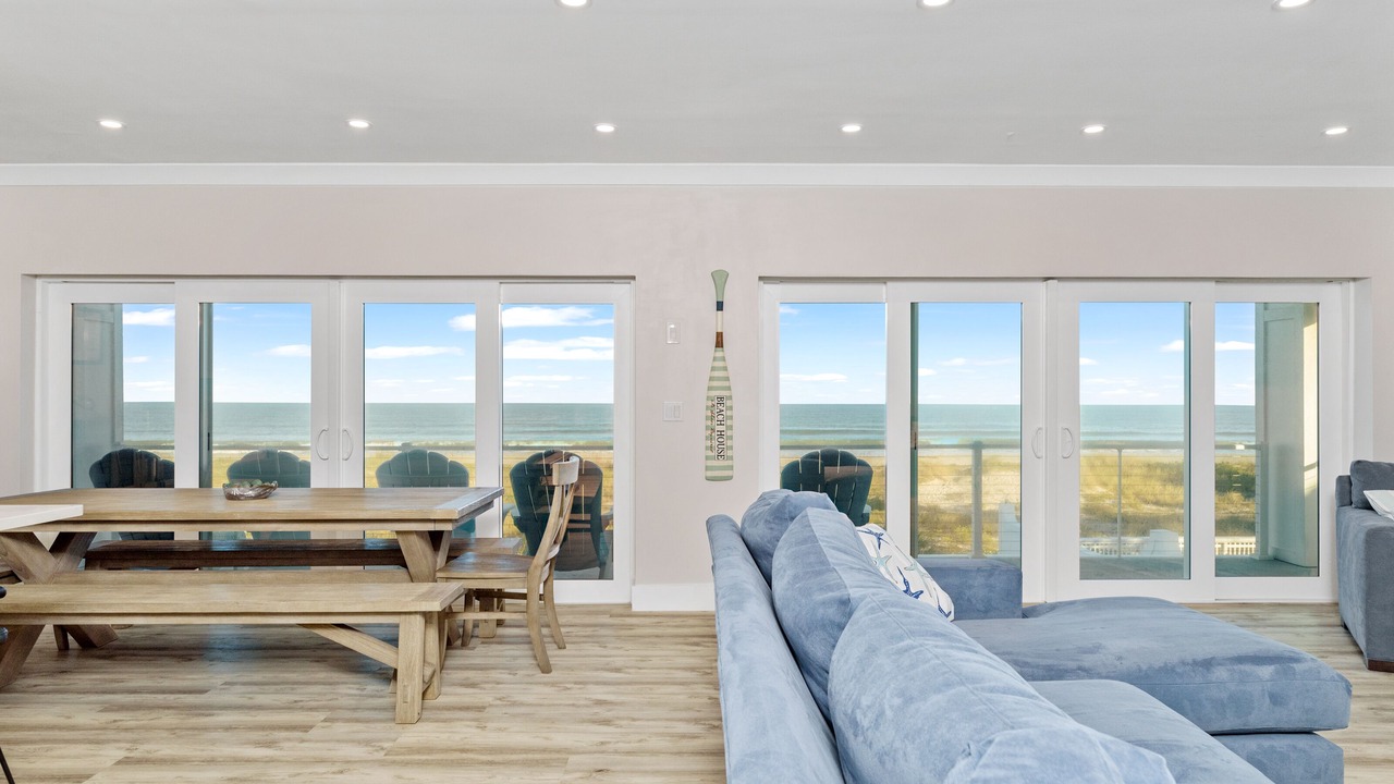 Photo of Livingroom in Cocoa Beach