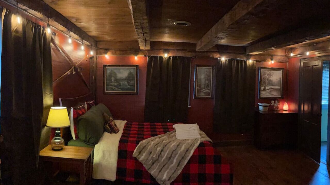 Photo of Bedroom in Lanesborough