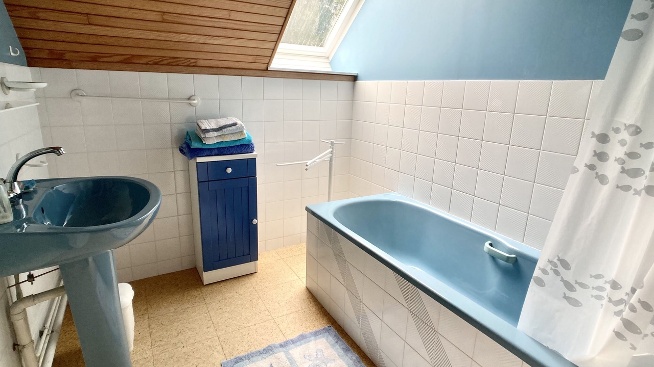 Photo of Bathroom in Moelan-sur-Mer