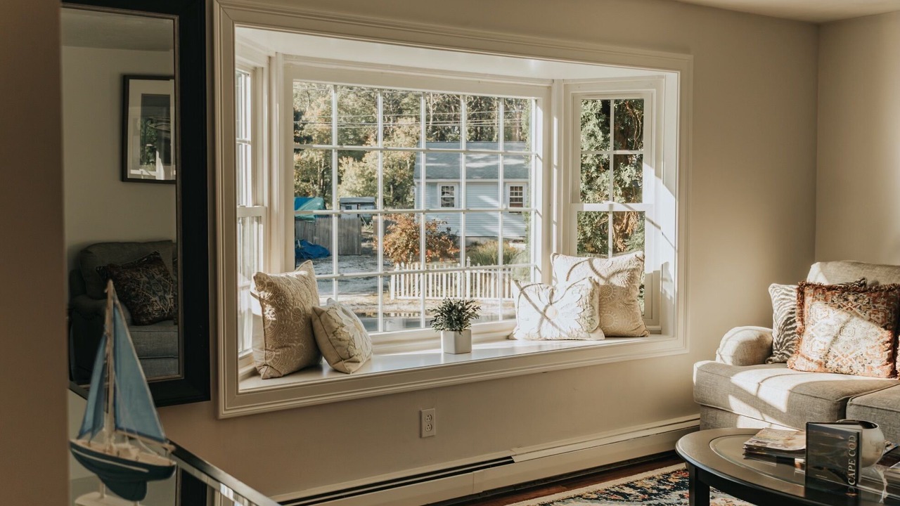 Photo of Livingroom in West Yarmouth