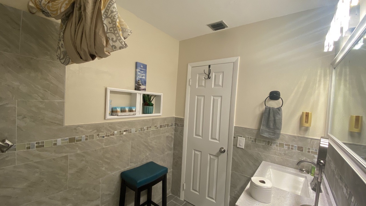 Photo of Bathroom in Richmond Heights