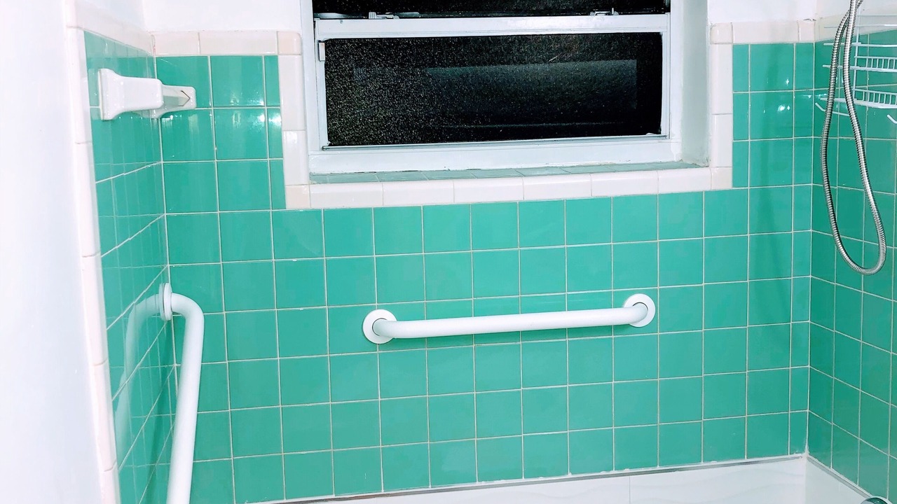 Photo of Bathroom in Richmond Heights