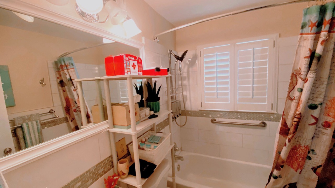 Photo of Bathroom in Richmond Heights