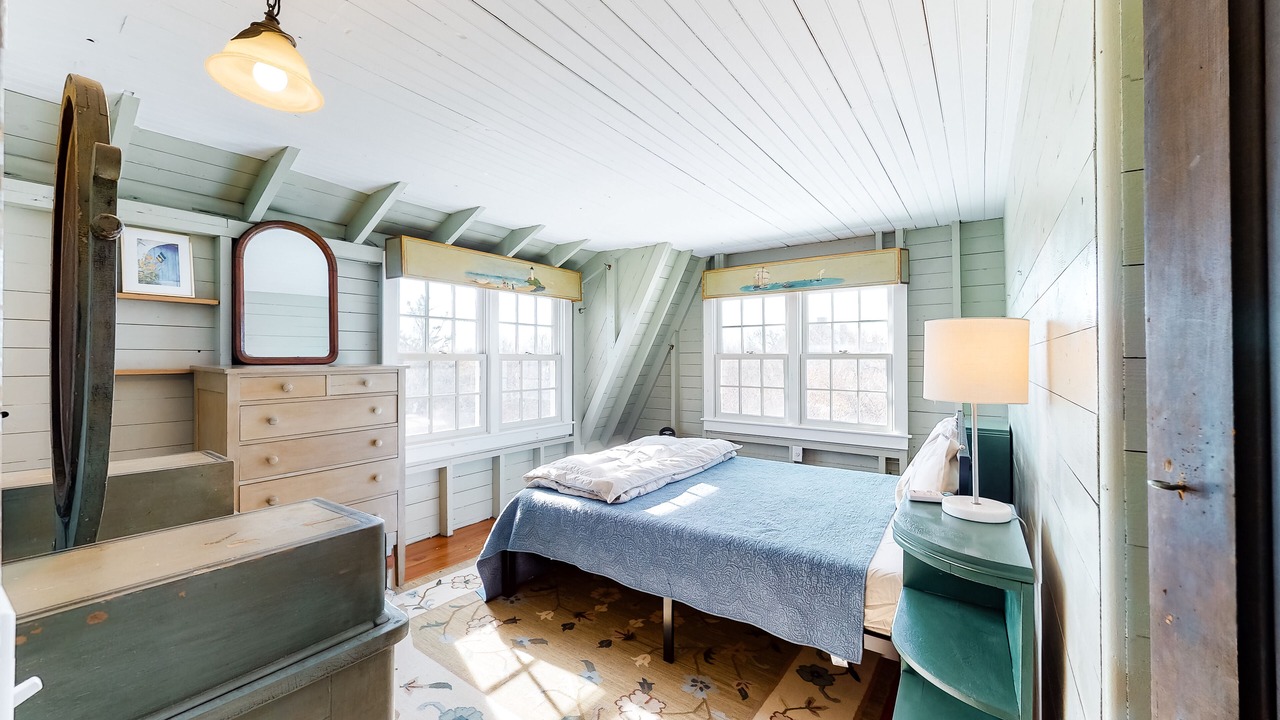 Photo of Bedroom in Dennis