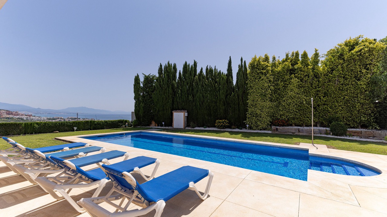 Photo of Outdoor in Alcorrin