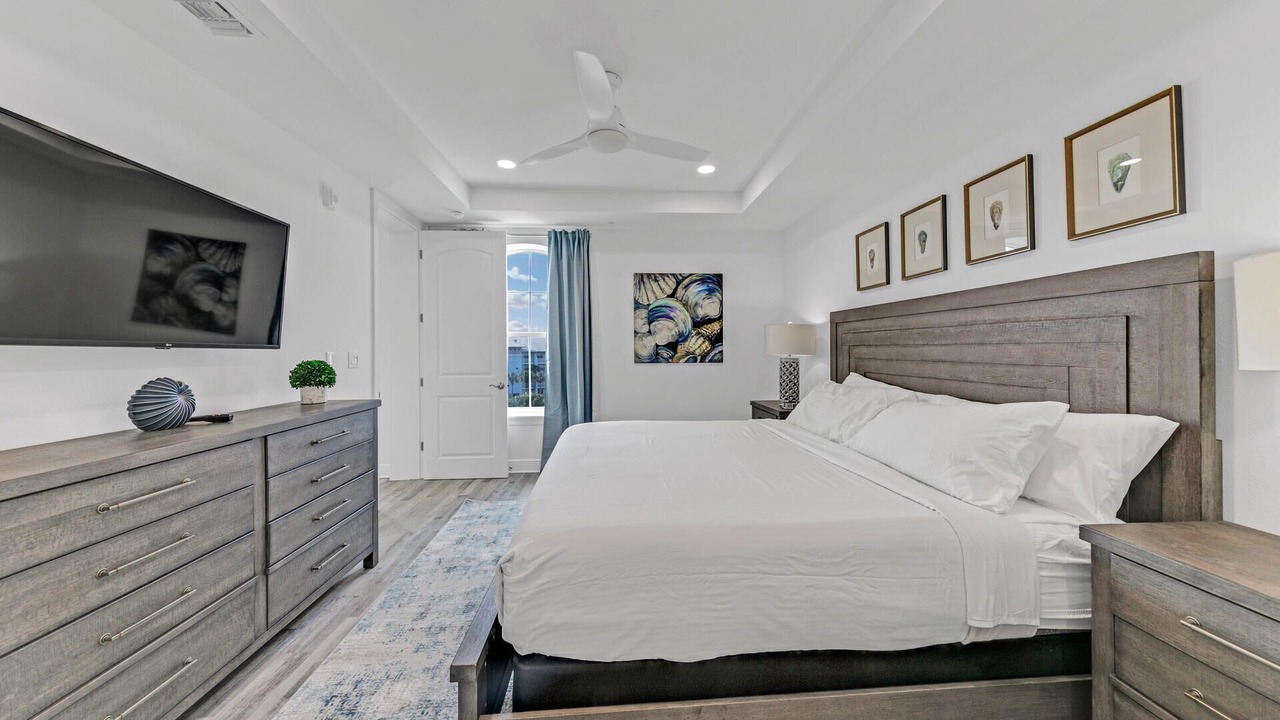 Photo of Bedroom in Gulf Place