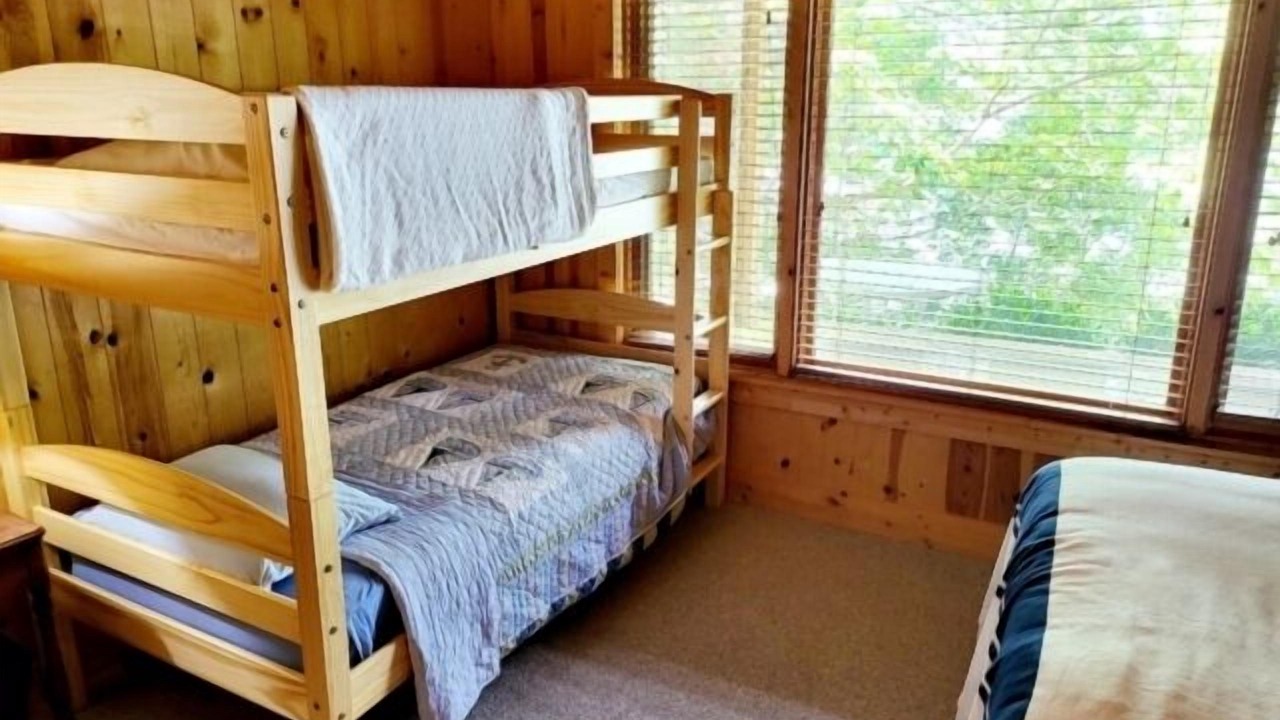 Photo of Bedroom in Smith Mountain Lake
