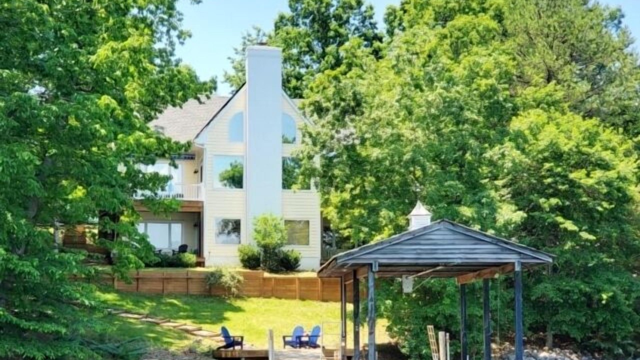 Photo of Outdoor in Smith Mountain Lake