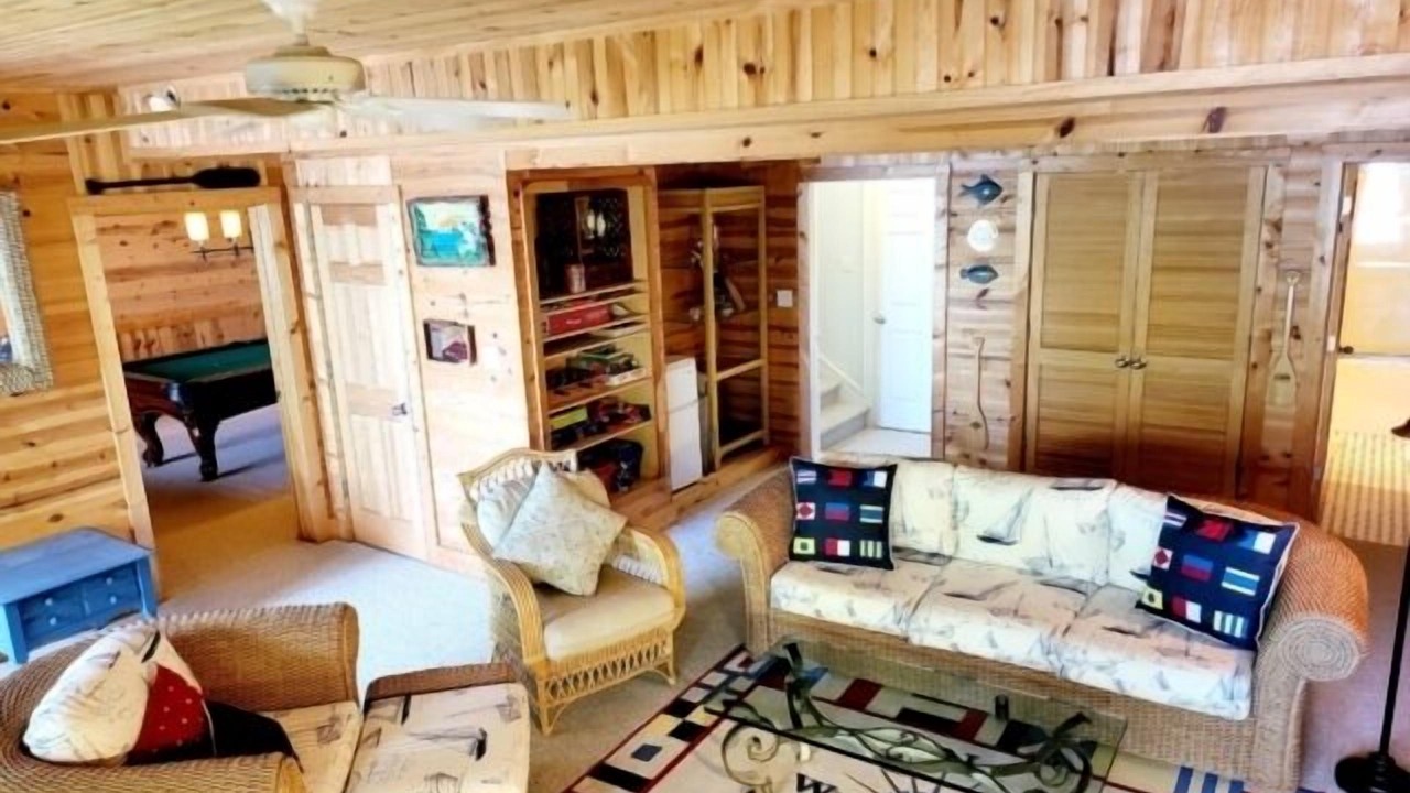 Photo of Livingroom in Smith Mountain Lake