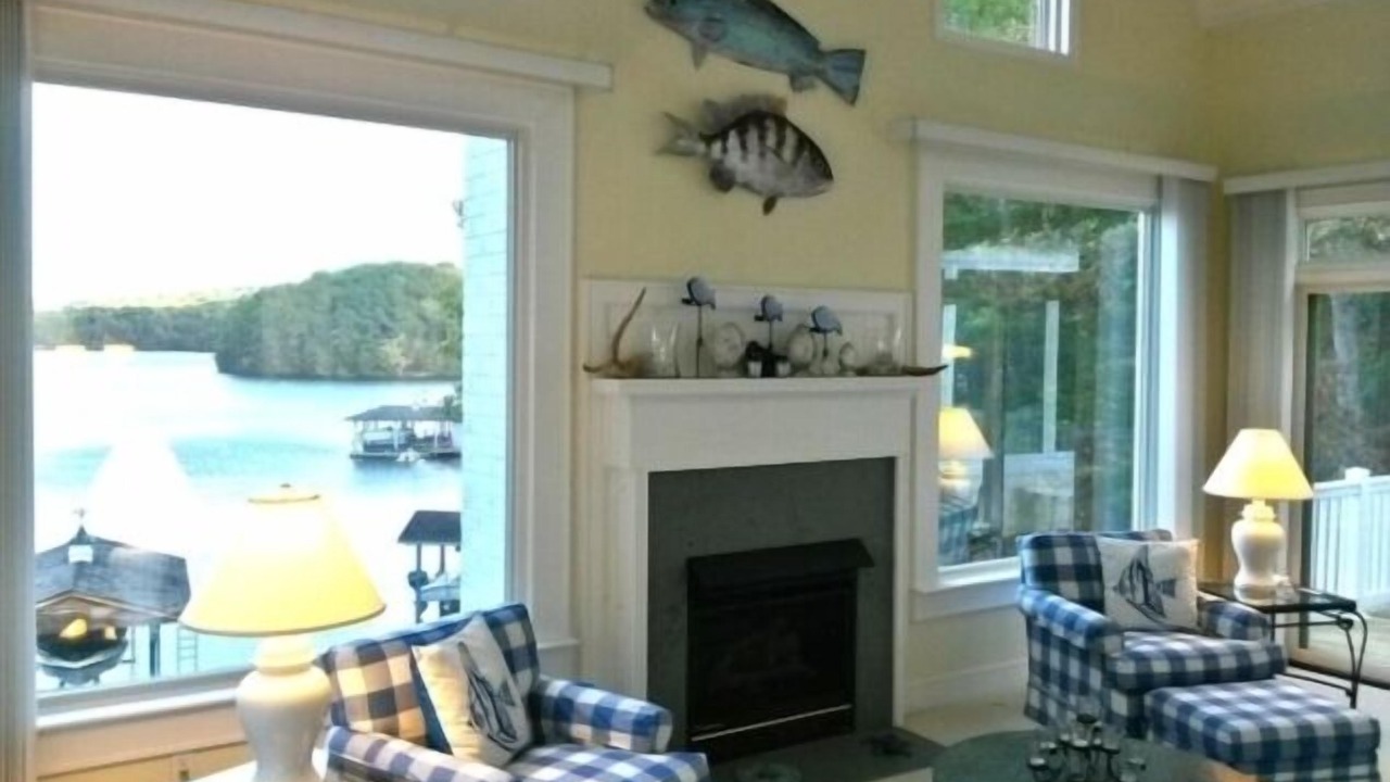 Photo of Others in Smith Mountain Lake