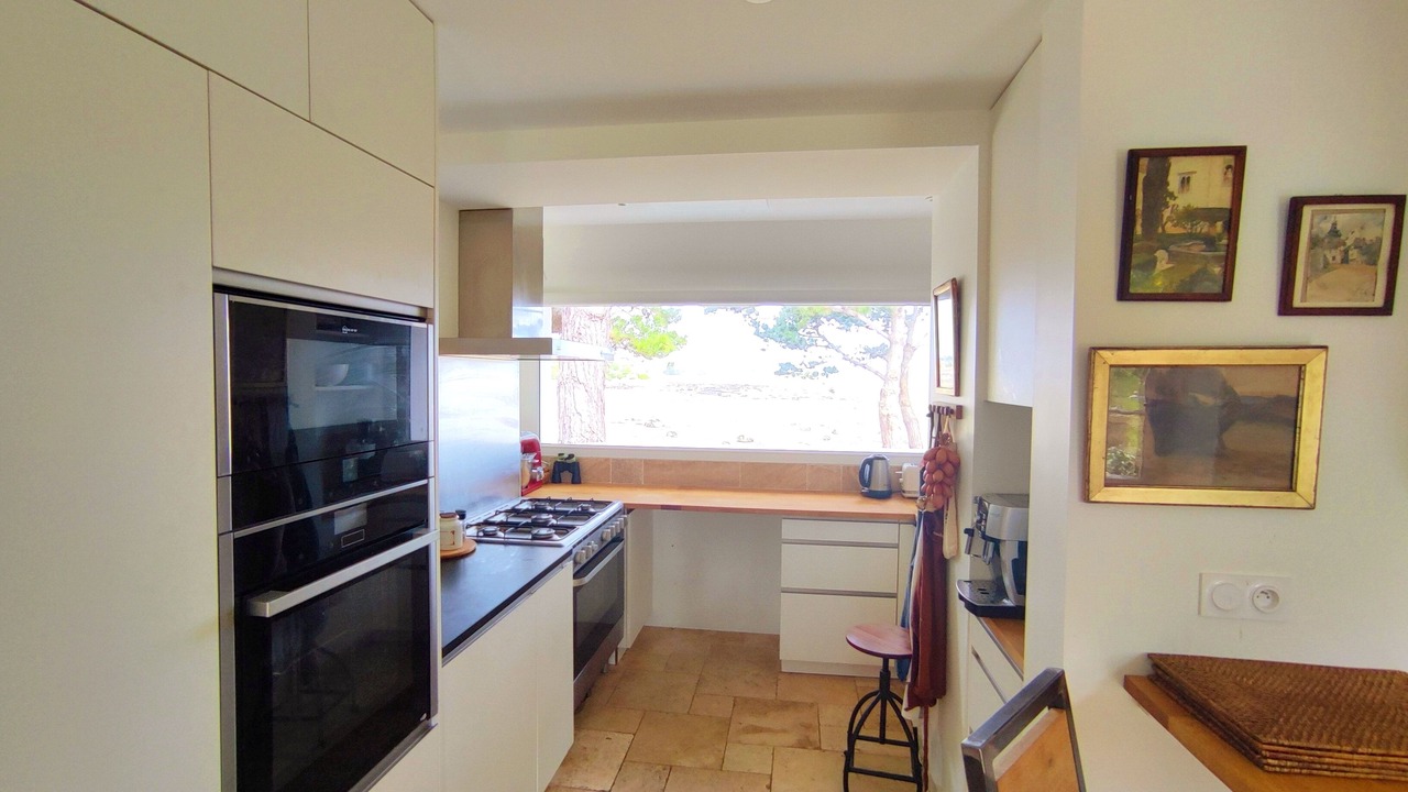 Photo of Kitchen in Cote de Granit Rose