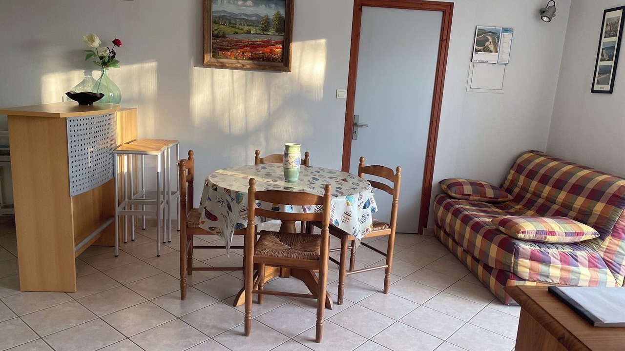 Photo of Livingroom in Lantic