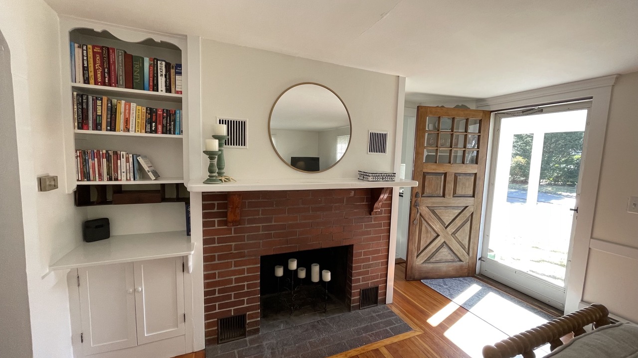 Photo of Livingroom in Harwich Port