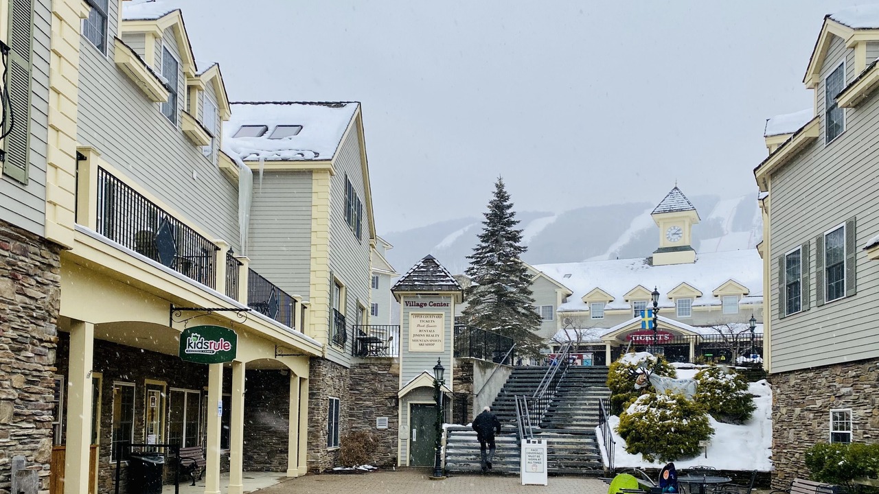 Photo of Outdoor in Hancock