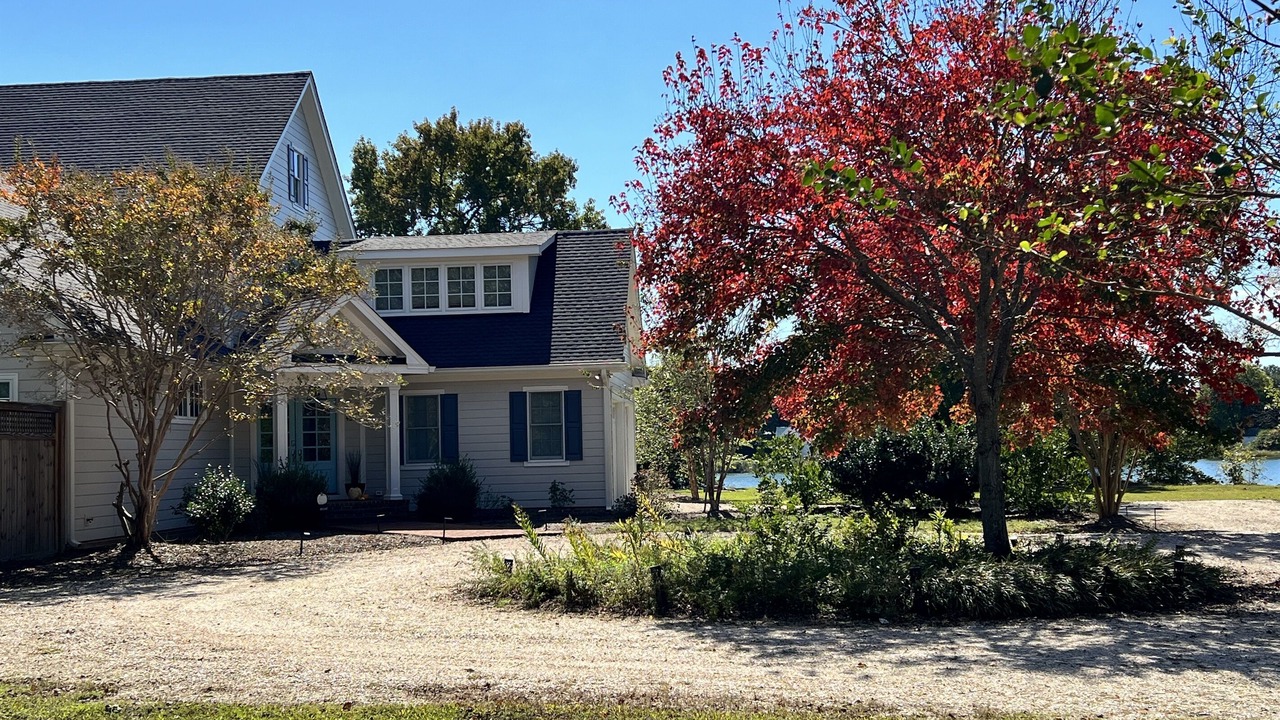 Photo of Outdoor in White Stone