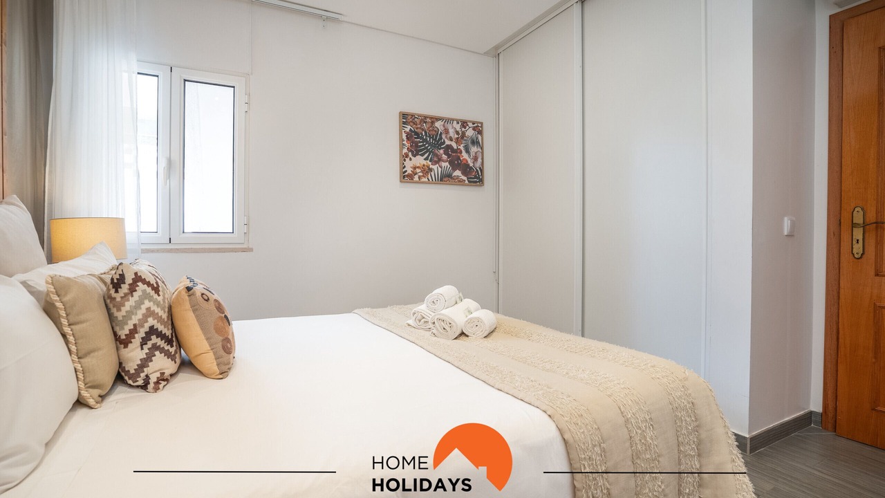 Photo of Bedroom in Oura