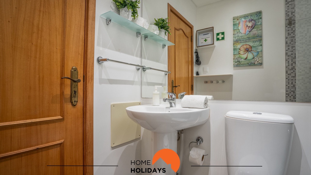 Photo of Bathroom in Oura