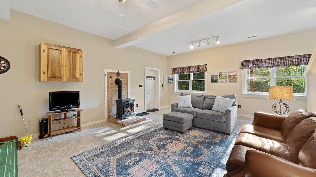 Photo of Bedroom in Kabletown