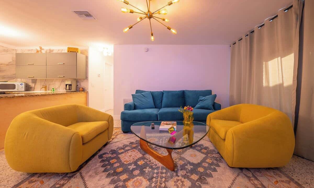 Photo of Livingroom in Bay Esplanade