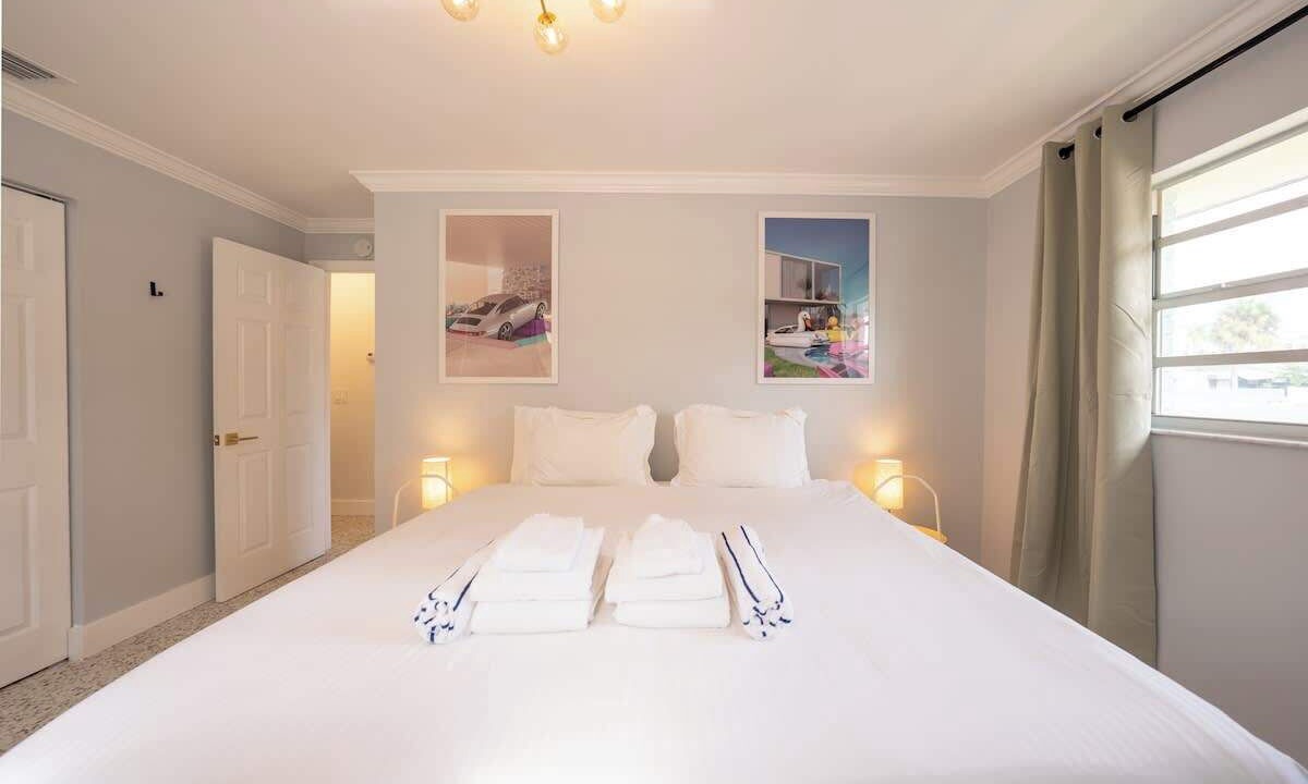 Photo of Bedroom in Bay Esplanade