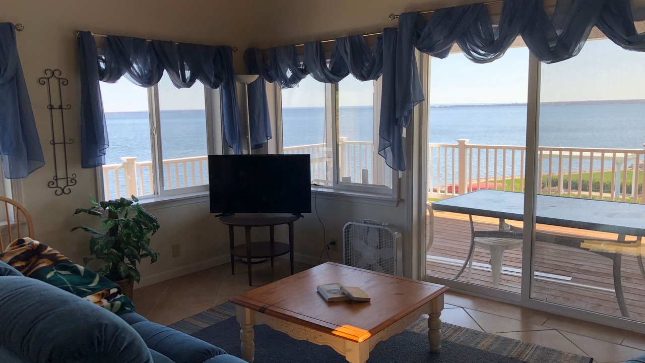Photo of Livingroom in Three Mile Bay