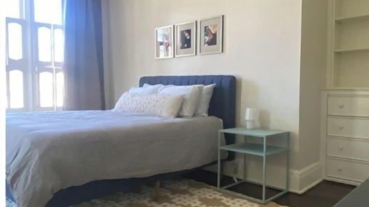 Photo of Bedroom in Niles
