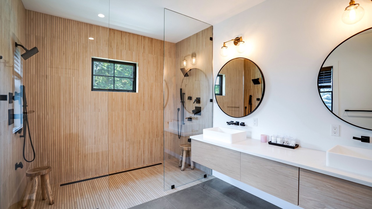 Photo of Bathroom in Mattituck