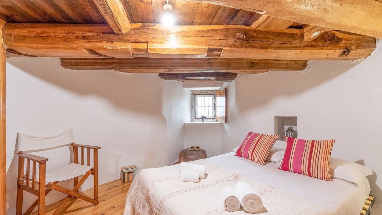Photo of Bedroom in Sao Joao das Lampas