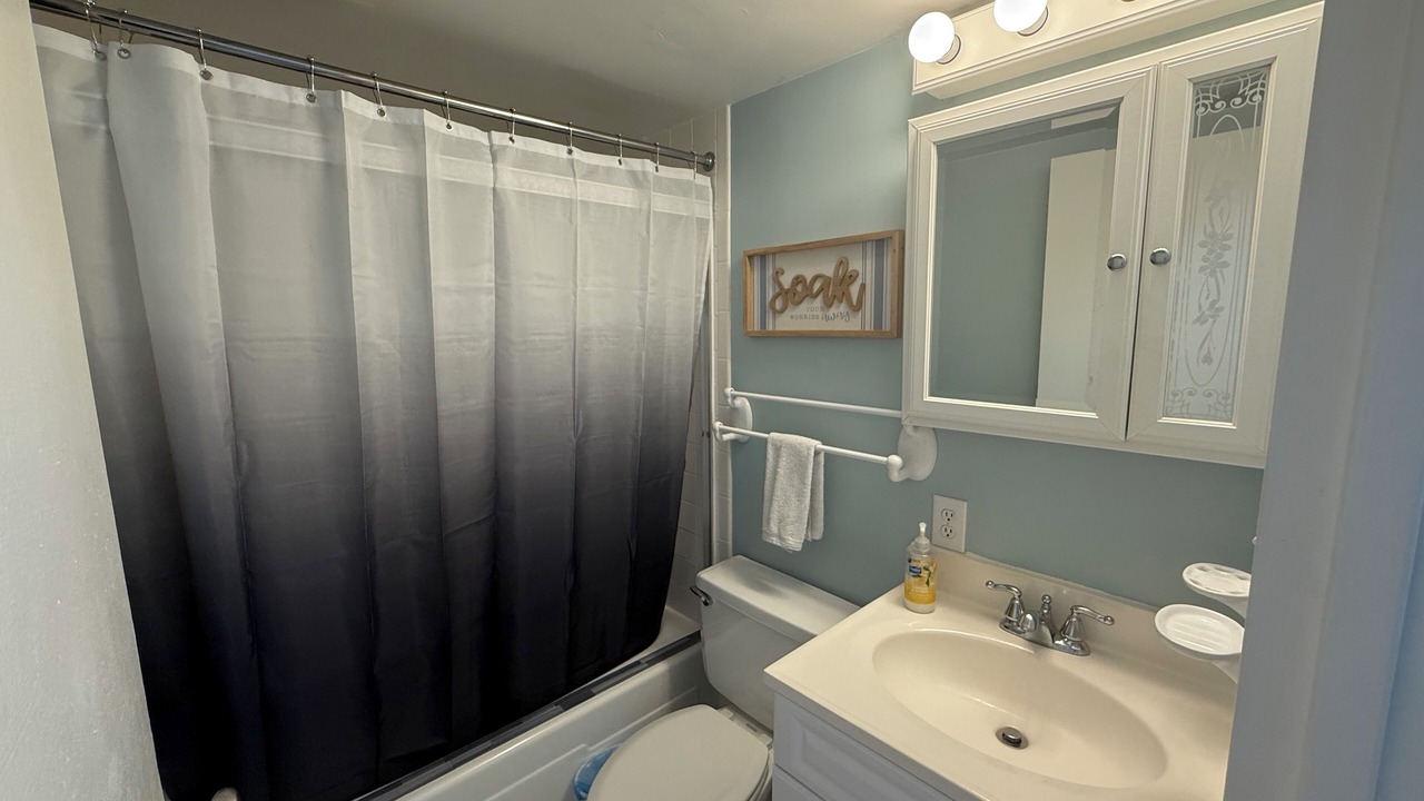 Photo of Bathroom in Dam Neck