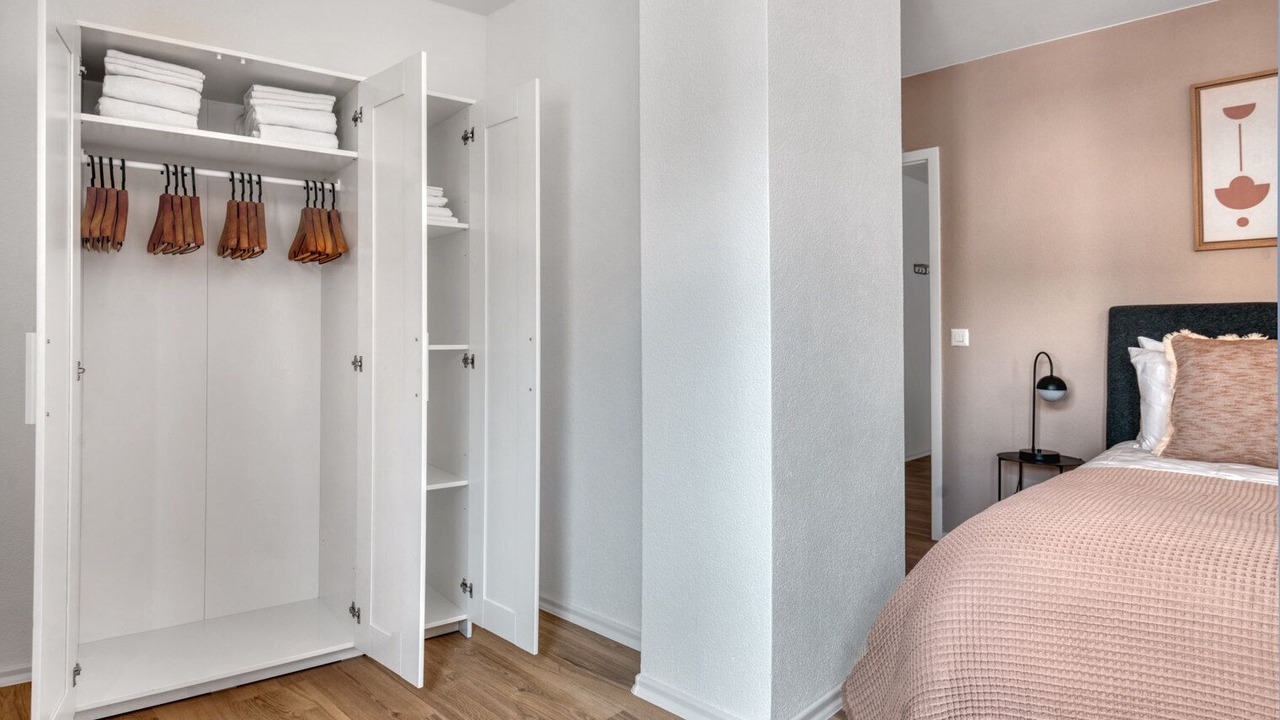 Photo of Bedroom in Iselin