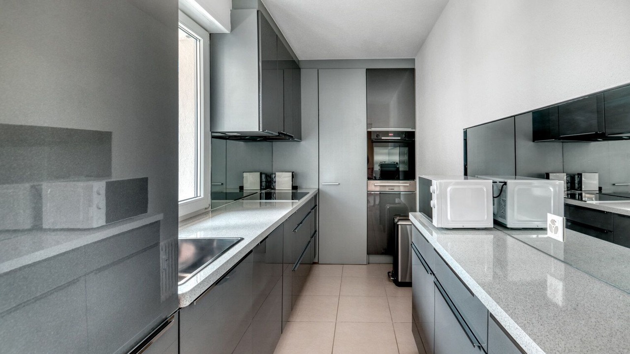 Photo of Kitchen in Iselin