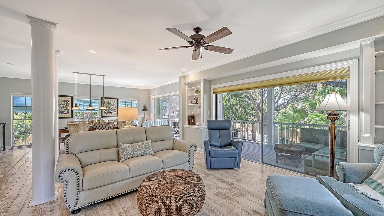 Photo of Patio Balcony in Bay Isle