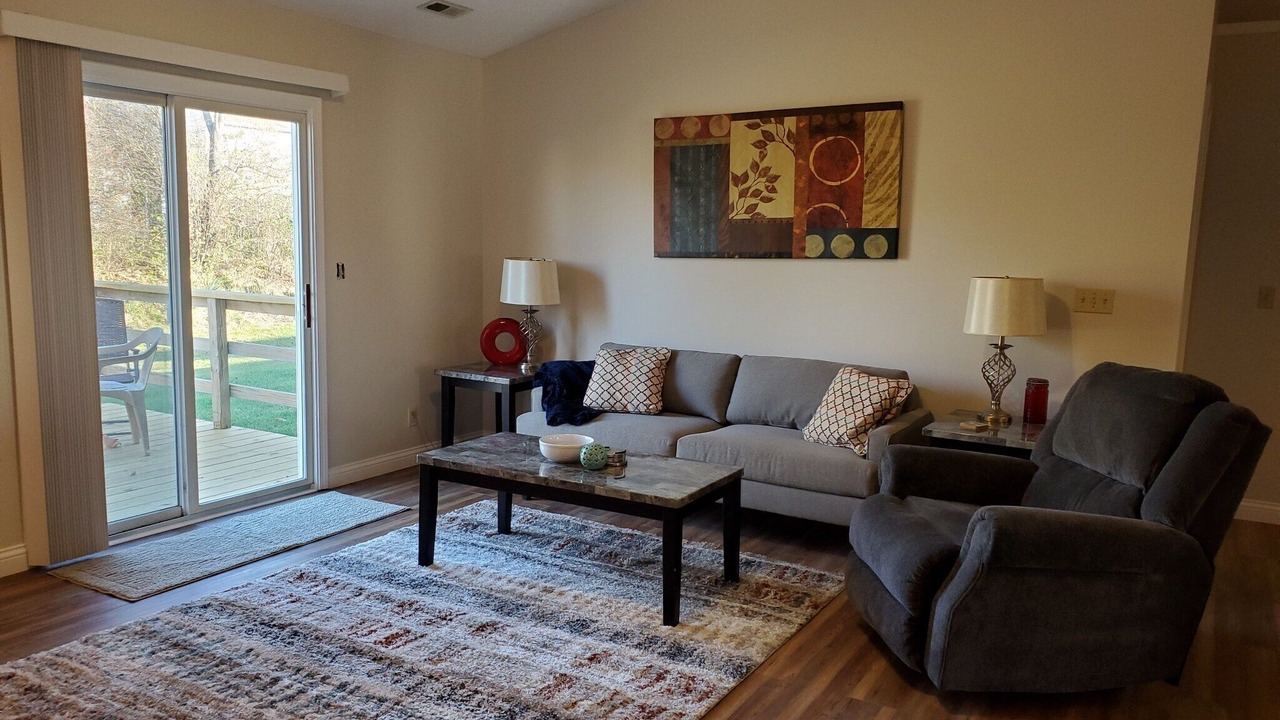 Photo of Livingroom in Lafayette