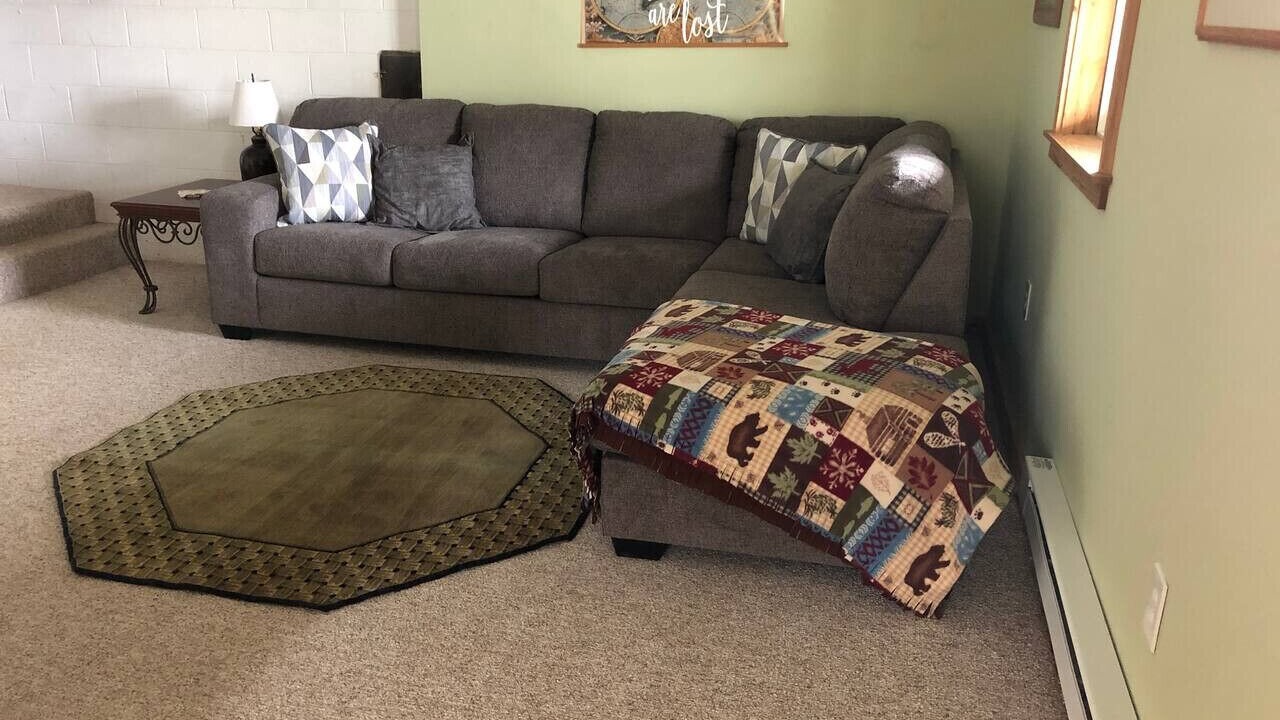 Photo of Livingroom in Burks Fork
