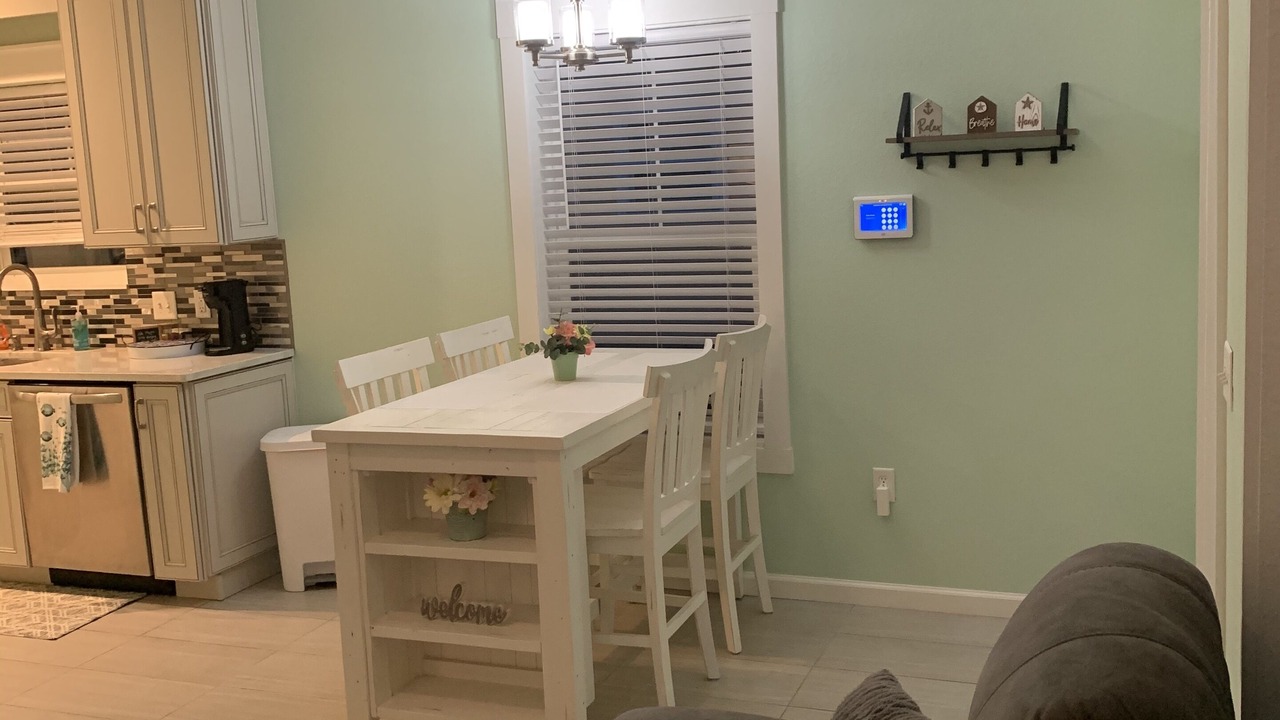 Photo of Livingroom in Mexico Beach