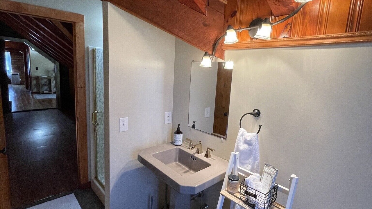 Photo of Bathroom in Saratoga Springs