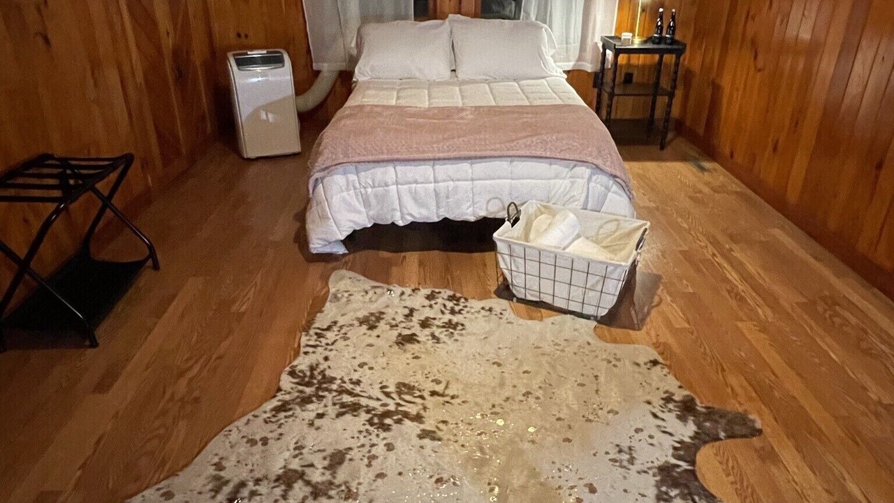 Photo of Bedroom in Saratoga Springs