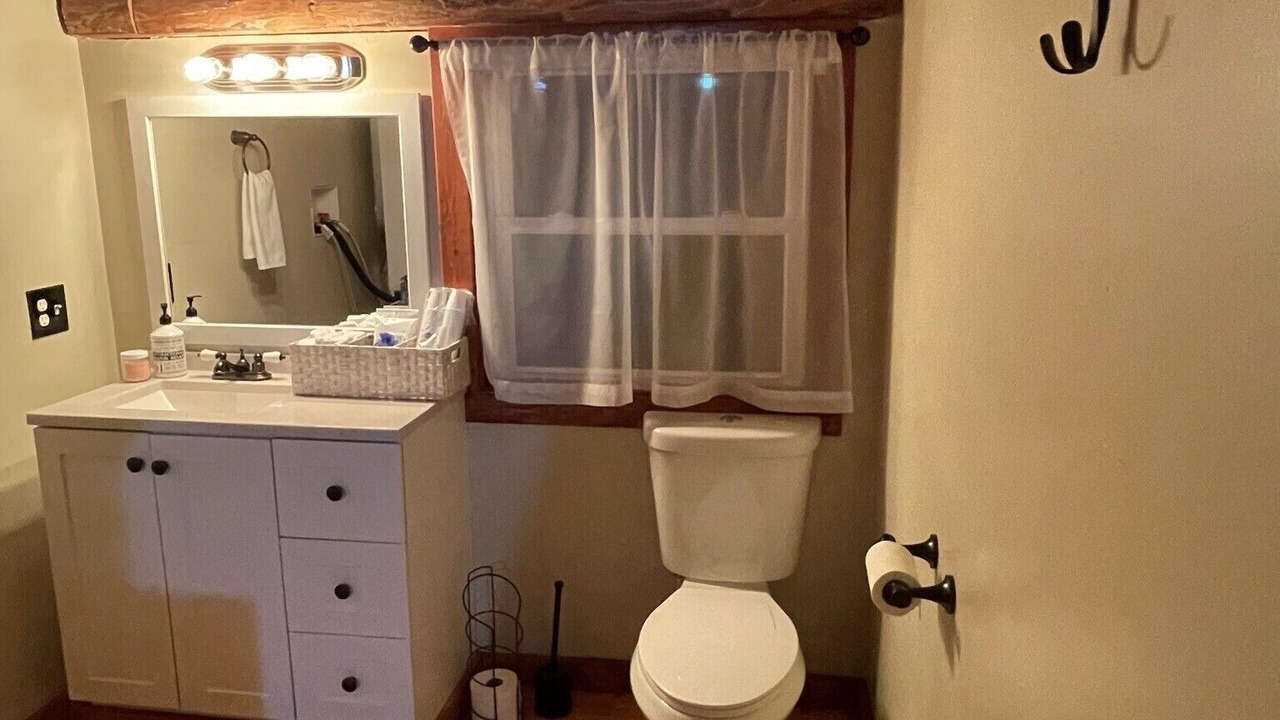 Photo of Bathroom in Saratoga Springs