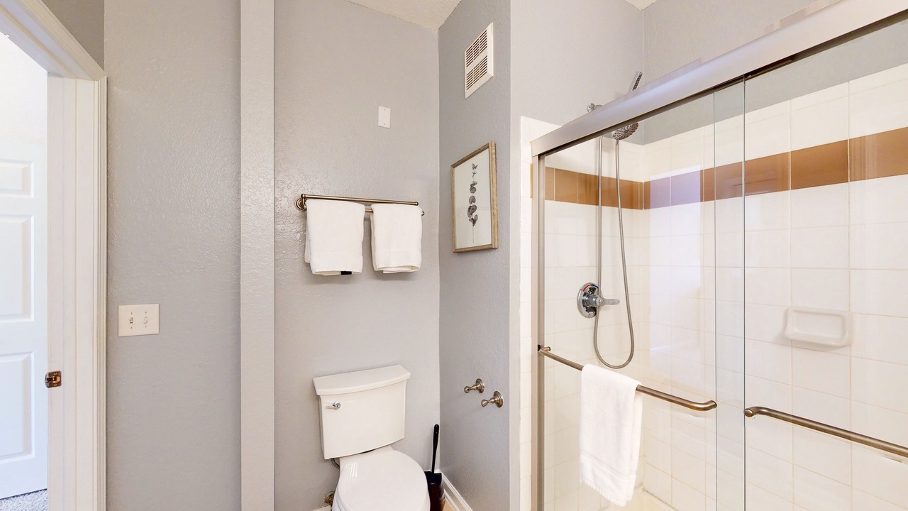 Photo of Bathroom in Loughman