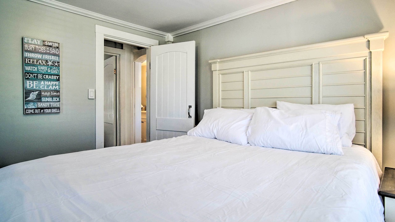 Photo of Bedroom in Wareham Center