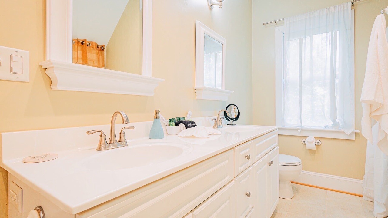 Photo of Bathroom in Irvington