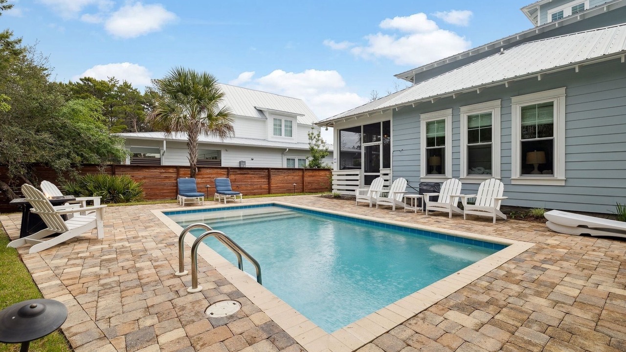 Photo of Outdoor in White's Gulfview